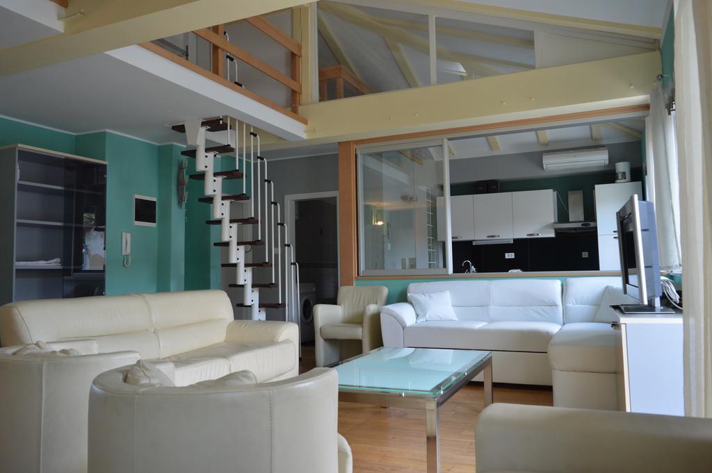 Apartments Zlatko Delic Ика Экстерьер фото